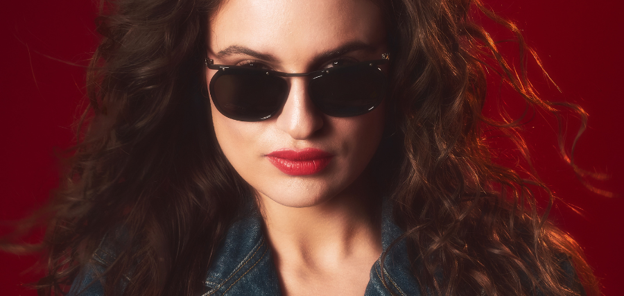 EDITORIAL VINTAGE – RETROVISION & FRIENDS