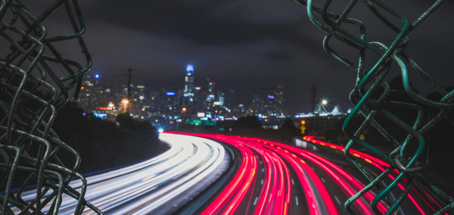 ANSIEDAD Y VELOCIDAD: CÓMO NAVEGAR EN UNA REALIDAD EN PERMANENTE MOVIMIENTO