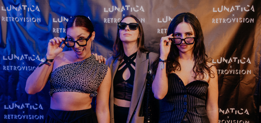 SOCIALES: LUNATICA x RETROVISION