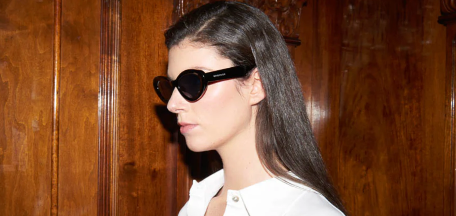 HABLEMOS DE VINTAGE: ¿POR QUÉ EL LENTE ESTILO AGATADO NUNCA PASA DE MODA?