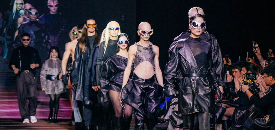 REVIVE LA PASARELA DEL VISTELACALLE CATWALK X RETROVISION