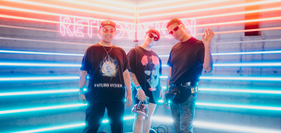 SOCIALES FERIAONTOUR – THE MARTINEZ BROTHERS / LA FERIA X  RETROVISION